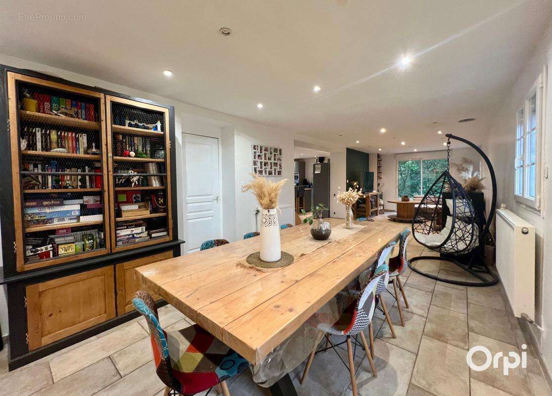 Maison à VIEILLE-EGLISE