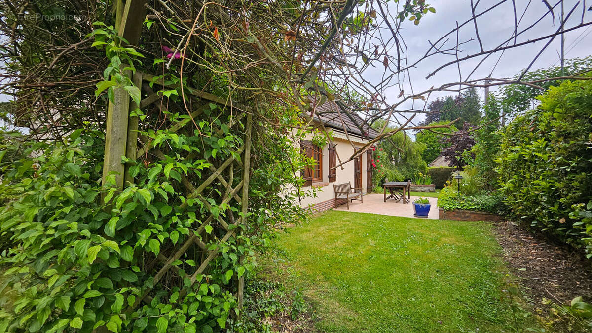 Maison à LACHAPELLE-AUX-POTS