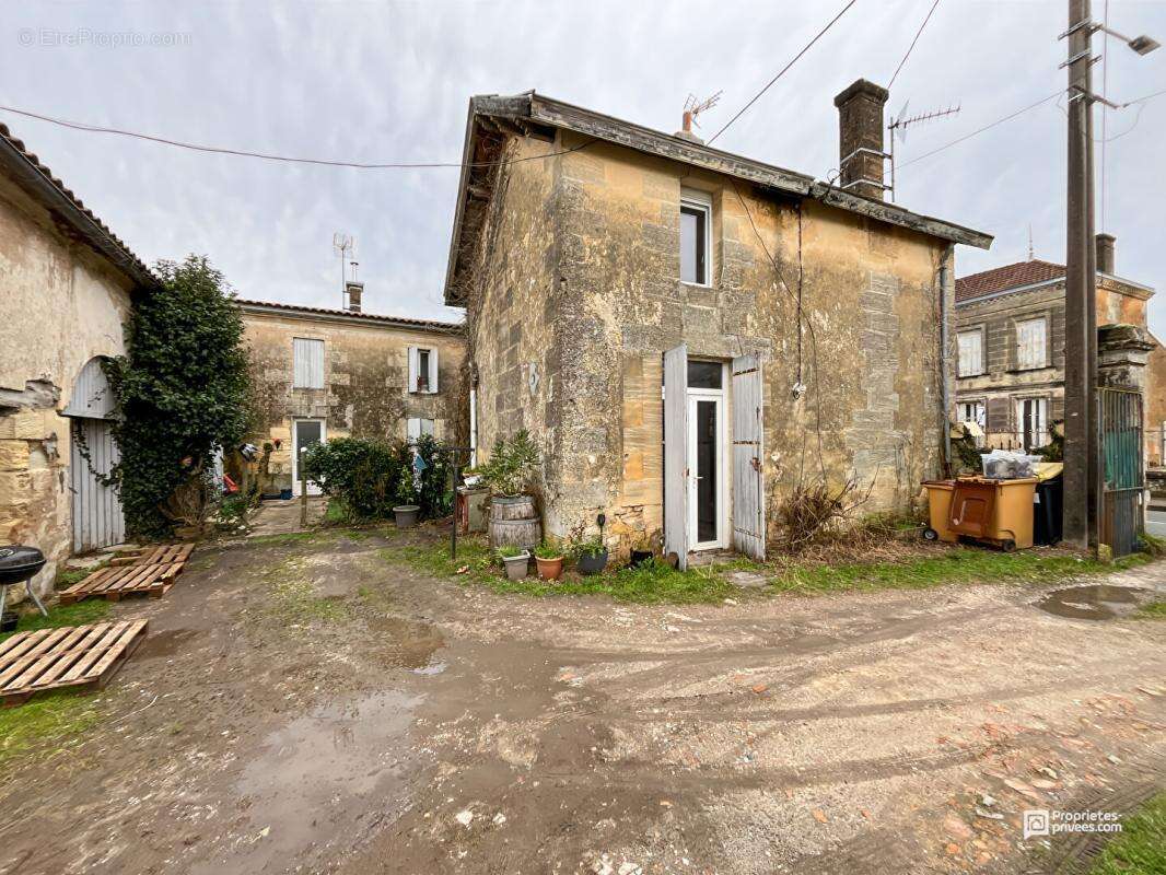 Appartement à BERSON