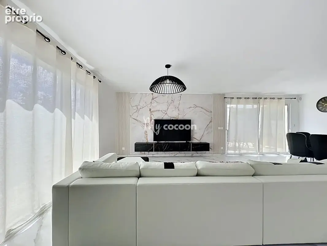 Maison - T5 -130 m2 - photo 3