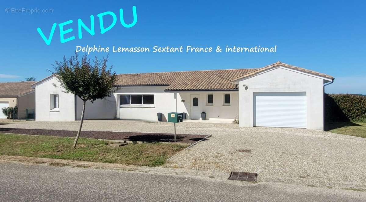 Maison à SIGOULES