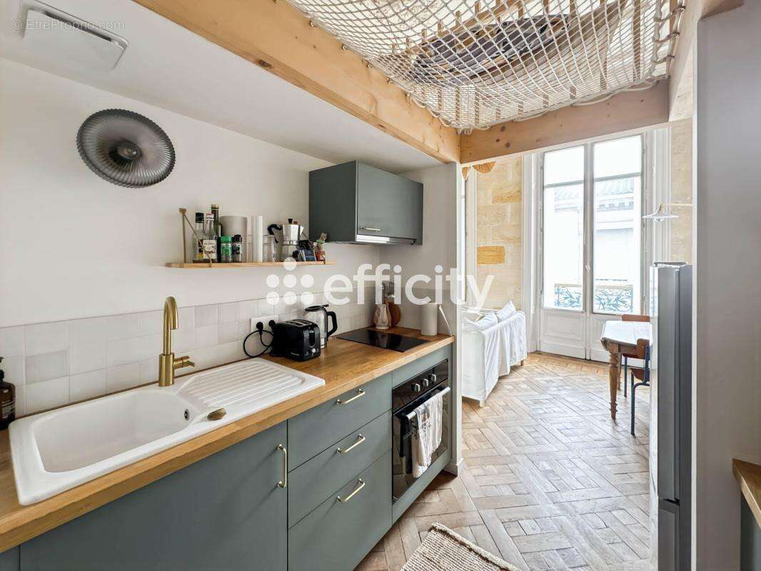 Appartement à BORDEAUX