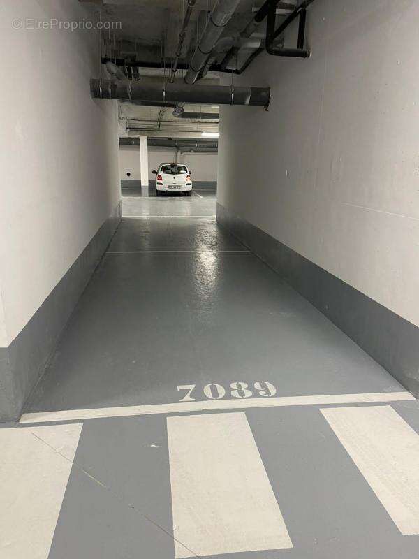 Stationnement de parking en sous-sol - photo 2