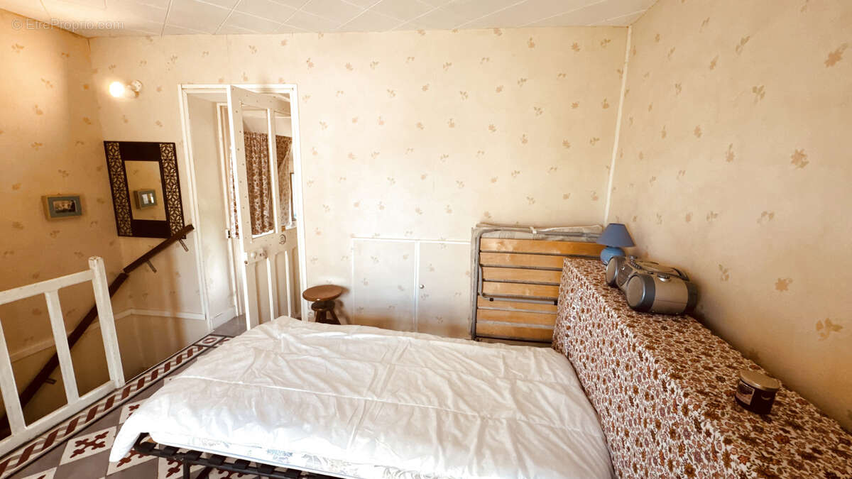 Maison de campagne à Massangis au prix de 55 000 € F.A.I - photo 14