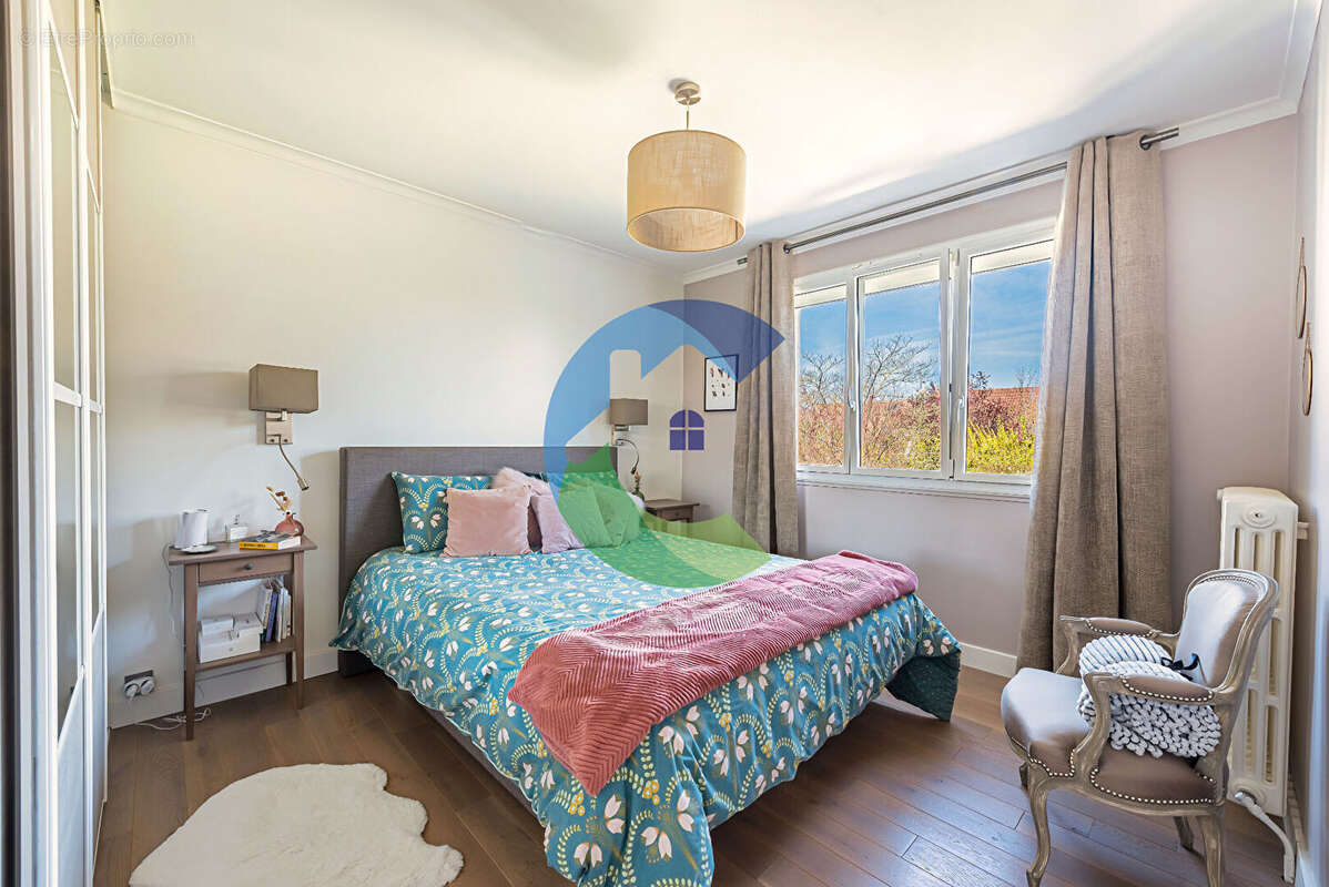 Maison à BALLAINVILLIERS