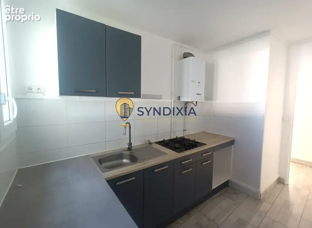 Appartement 3 pièces 57 m² · à Dreux · 57 m² · 79 000 €