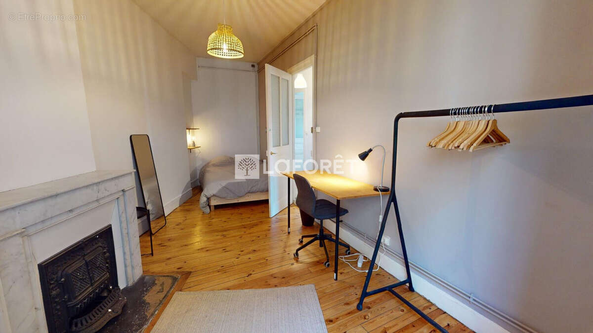 Appartement à SAINT-ETIENNE