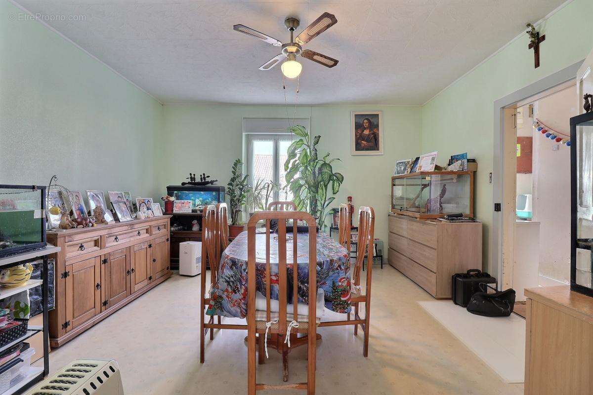 Maison à THAON-LES-VOSGES