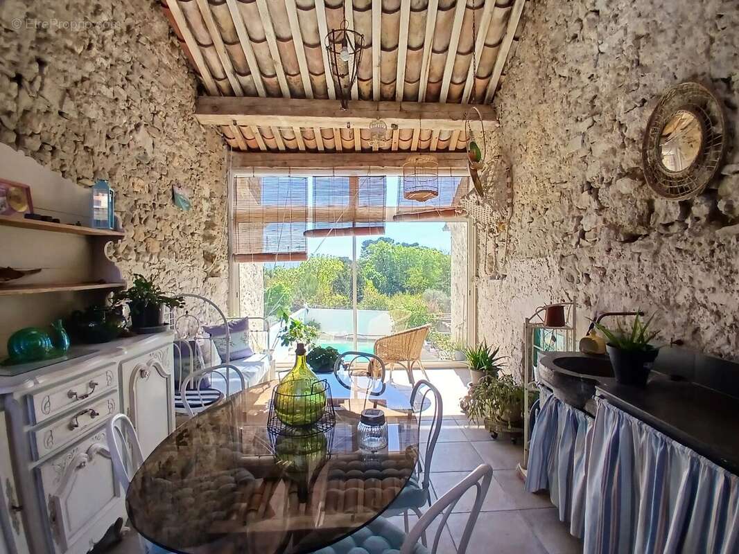Maison à LA REDORTE