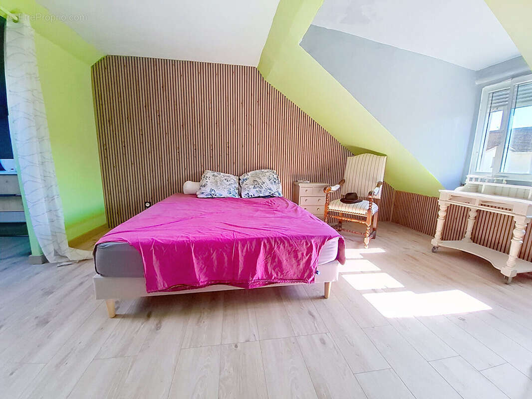 Maison à SAINT-GERMAIN-SUR-MORIN