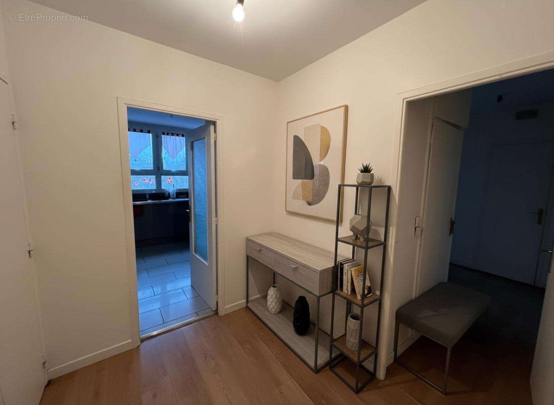 Appartement à SAINT-MICHEL-SUR-ORGE