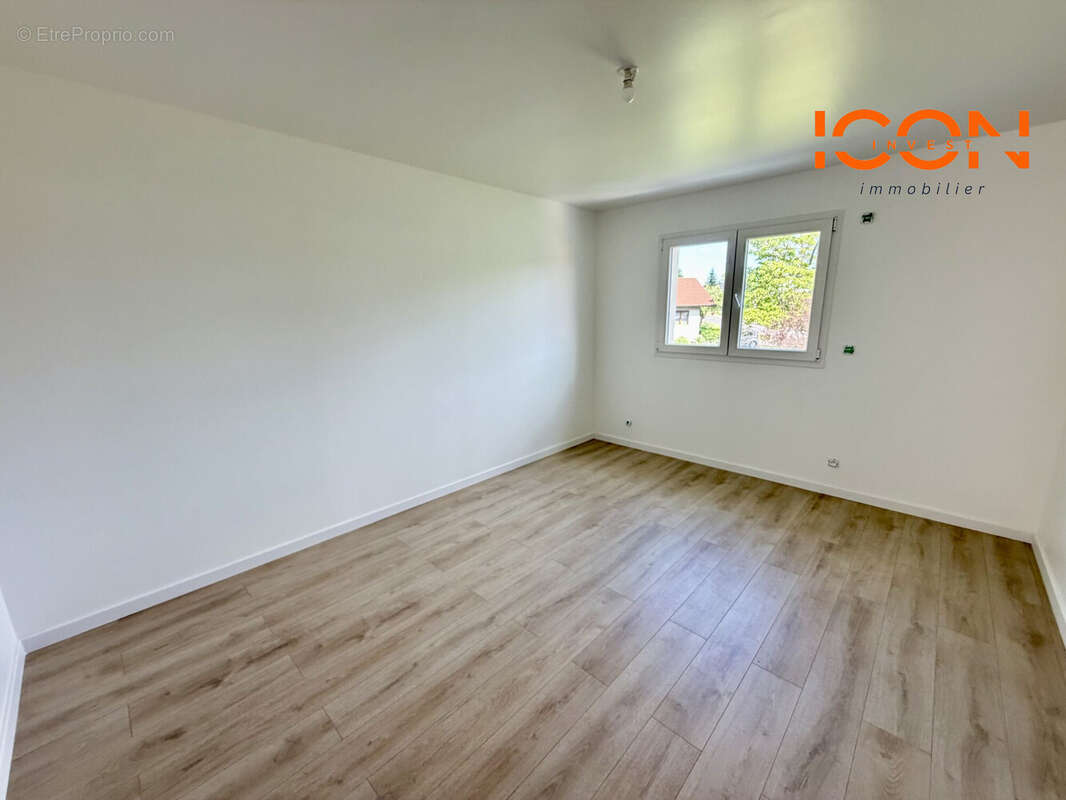 Maison 150 m² à Petit-Croix  - photo 9