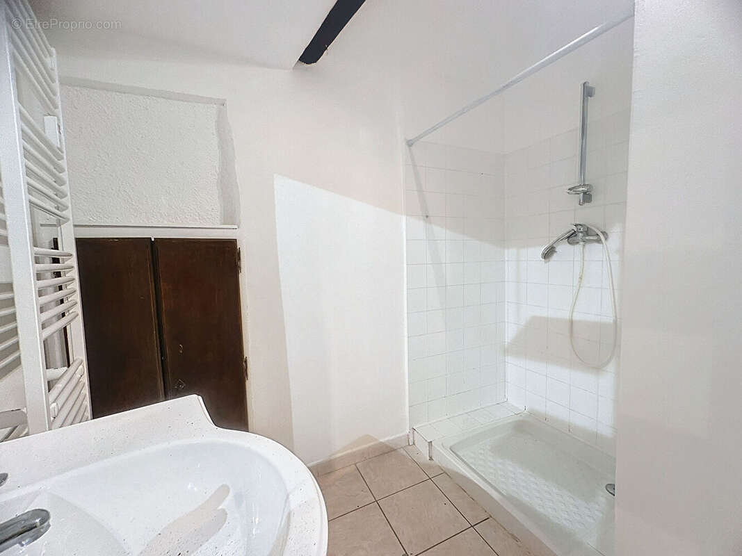 Appartement à FAYENCE