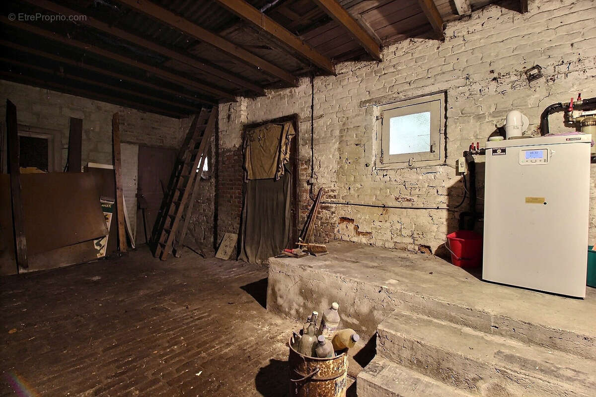 Appartement à CRESPIN