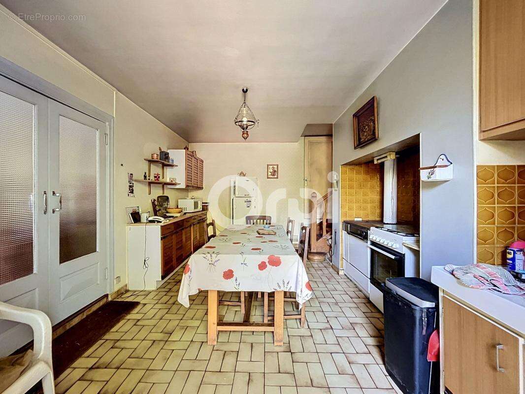 Maison à SAINT-CYPRIEN