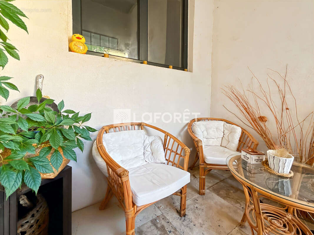 Appartement à BEAUVALLON