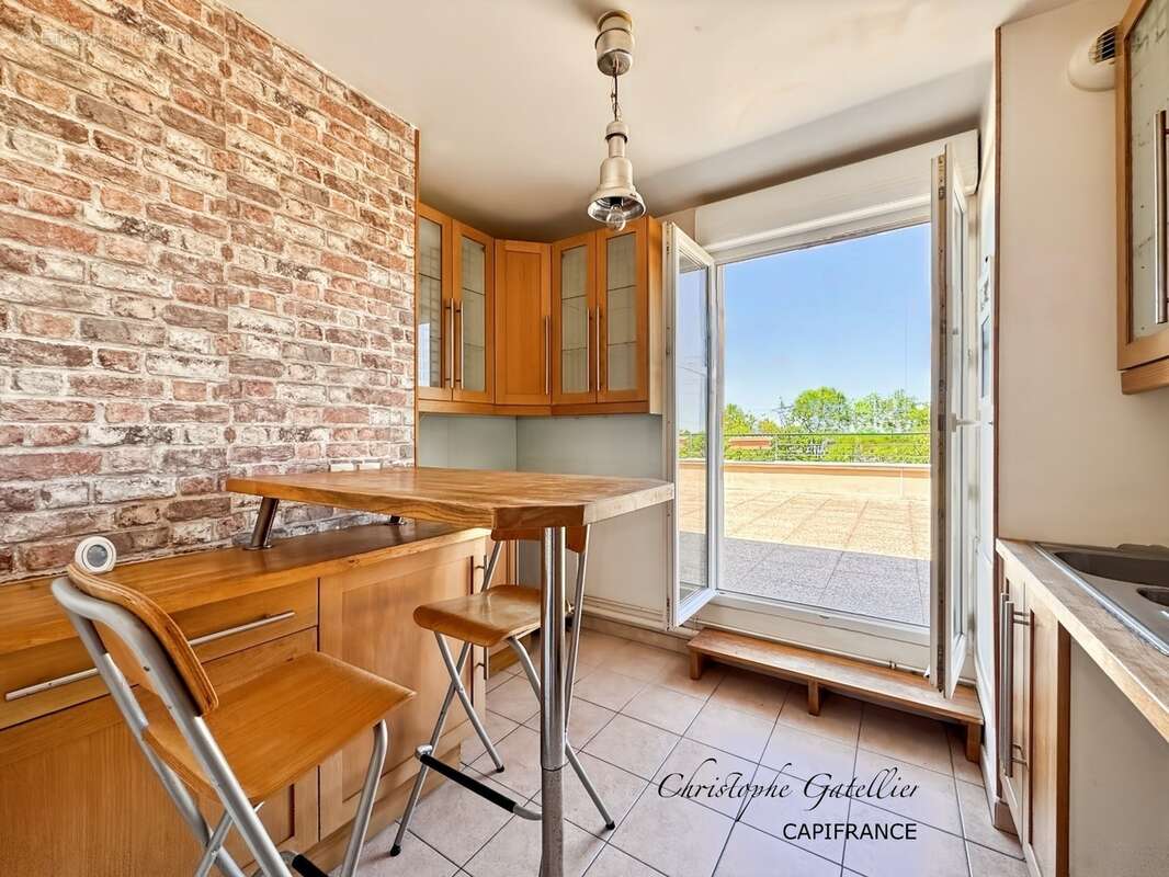 Dernier étage t4 (3 chambres) avec terrasse de 65 m² - photo 7