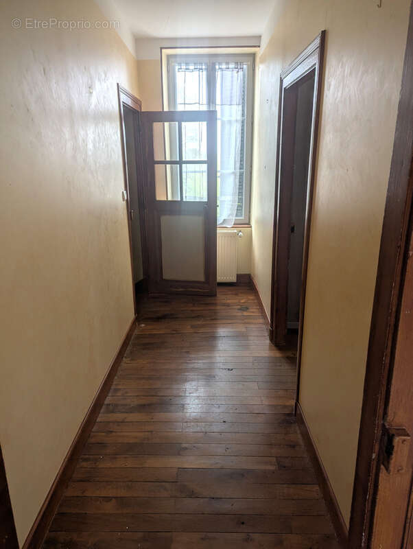 Maison à CHASSIGNOLLES