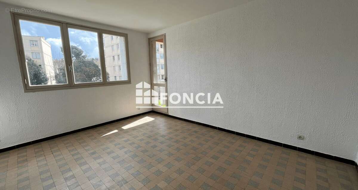 Appartement à MARSEILLE-13E