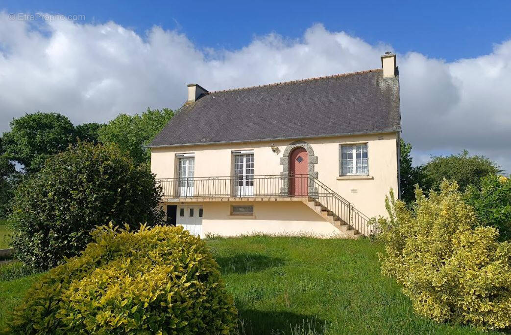 Maison à PLONEVEZ-DU-FAOU