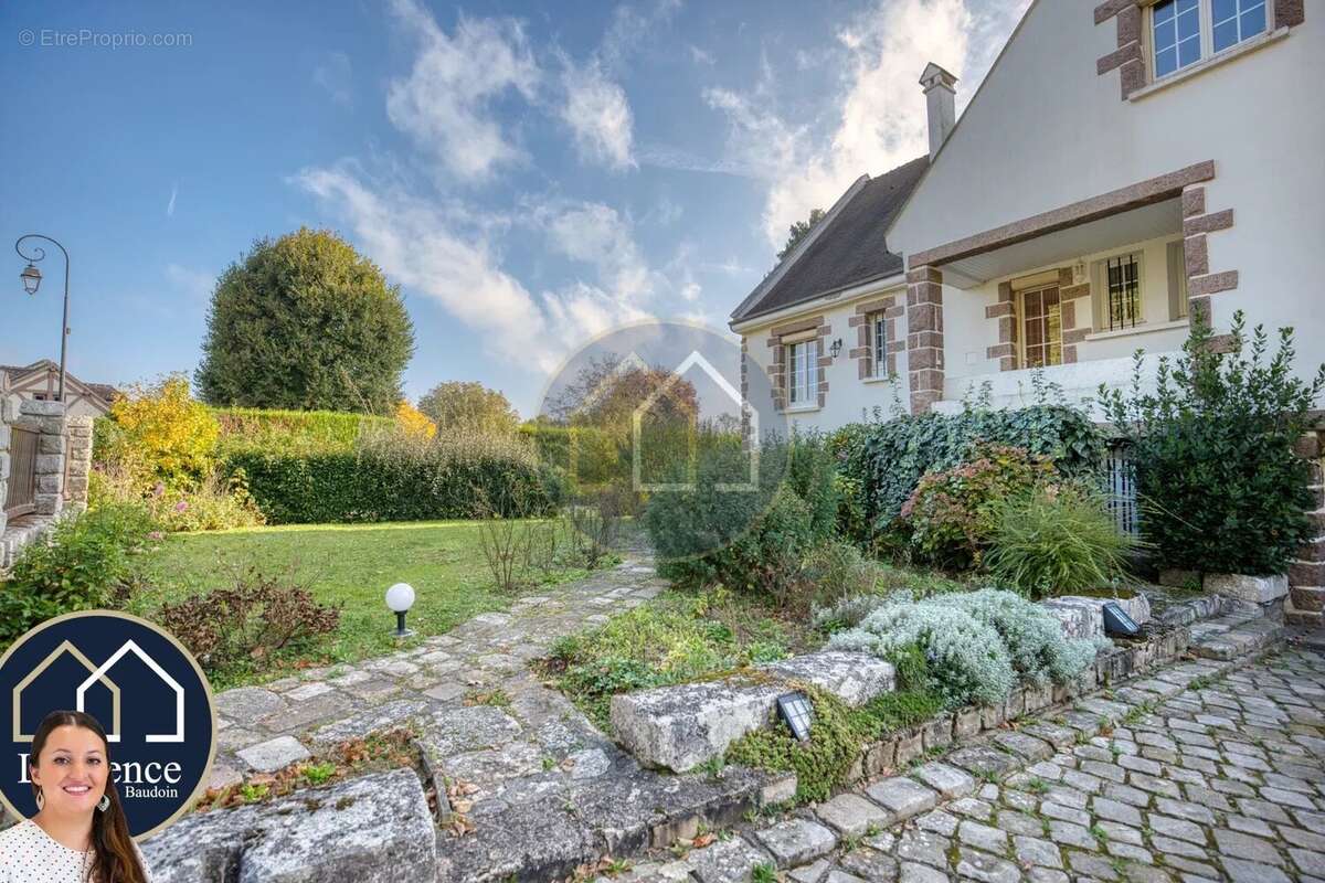 Maison à NOGENT-LE-ROI