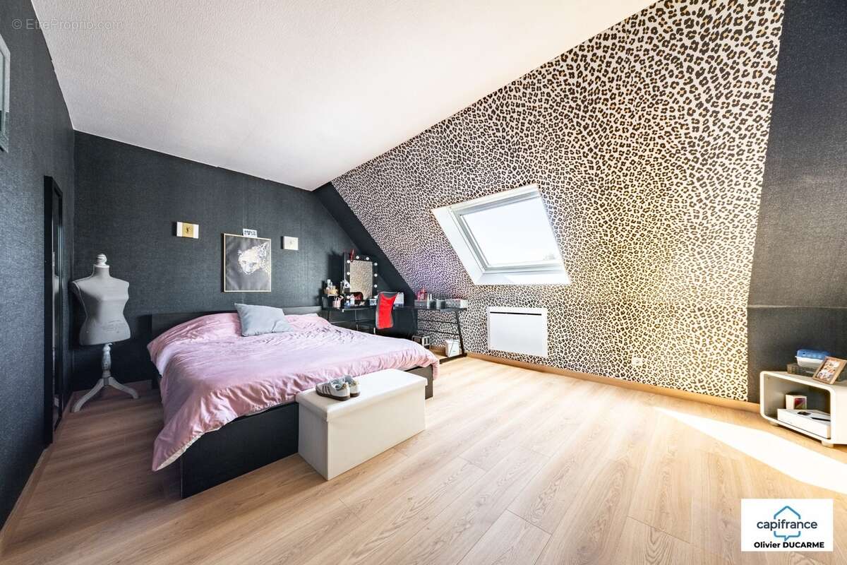 Maison louée à vendre, 6 pièces GENLIS (21) pour investisseur, 4 chambres, terrain arboré et garage - photo 12