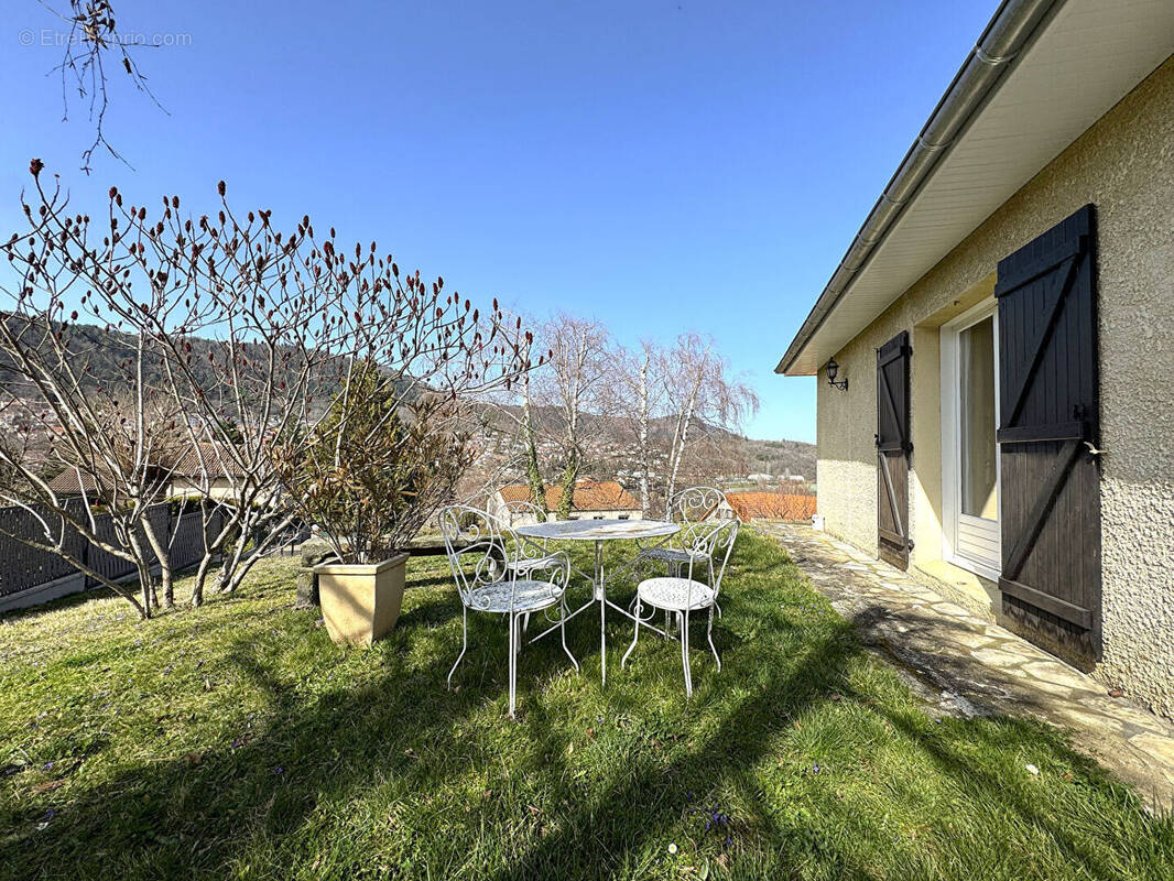 Maison à CEYRAT