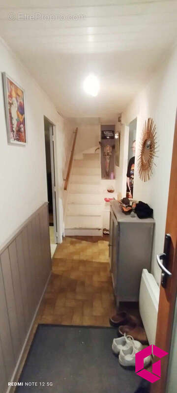 Maison à LA CHAPELLE-AGNON