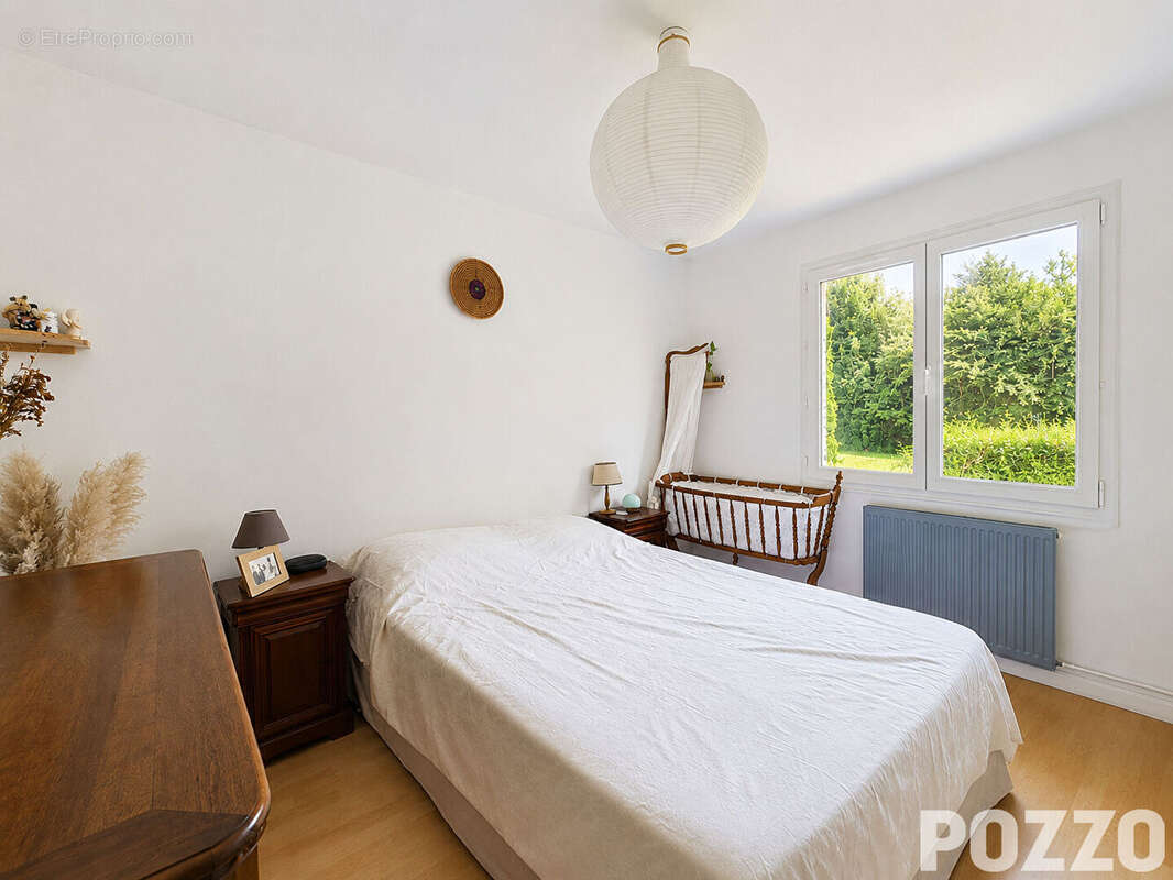 Maison Saint Planchers 4 pièce(s) 81 m2 - photo 8