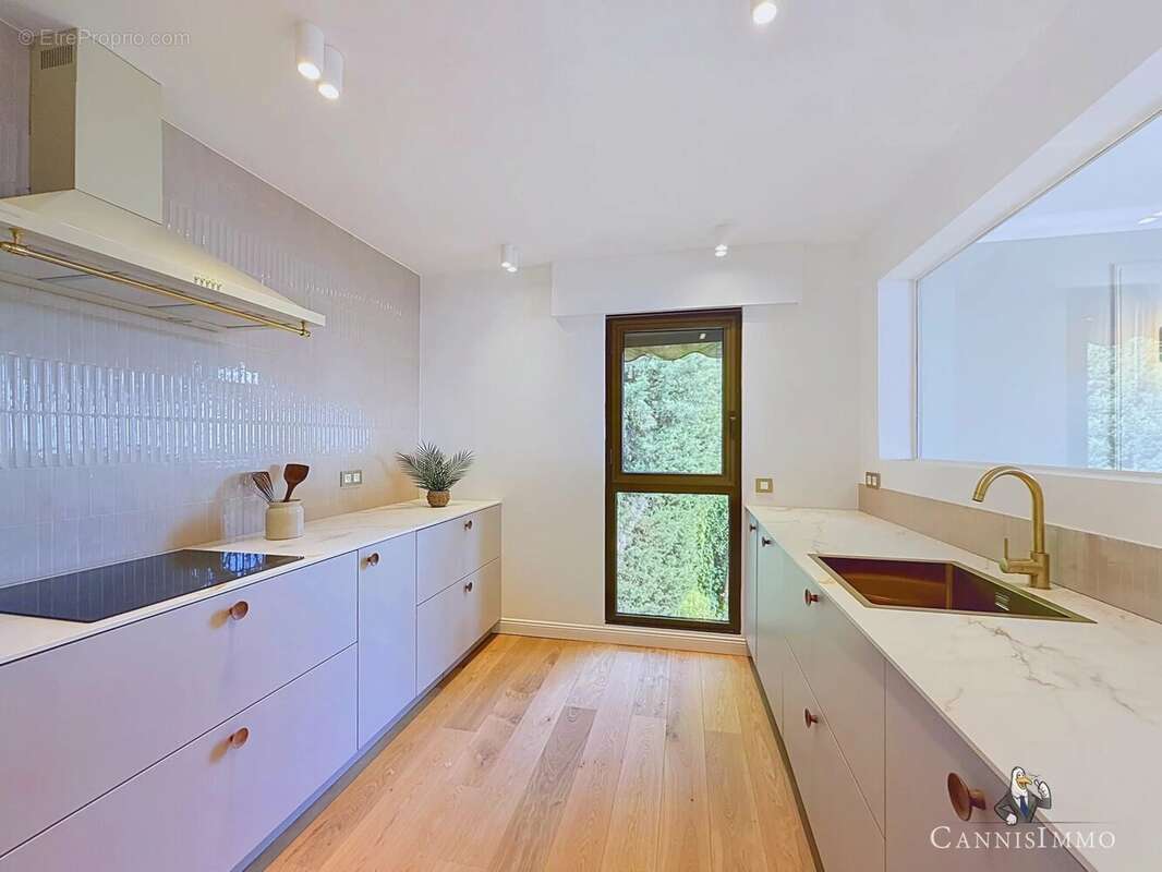 Appartement vue mer le cannet victoria – 4 pièces 107 m² – terrasse – piscine – garage – cave - photo 8