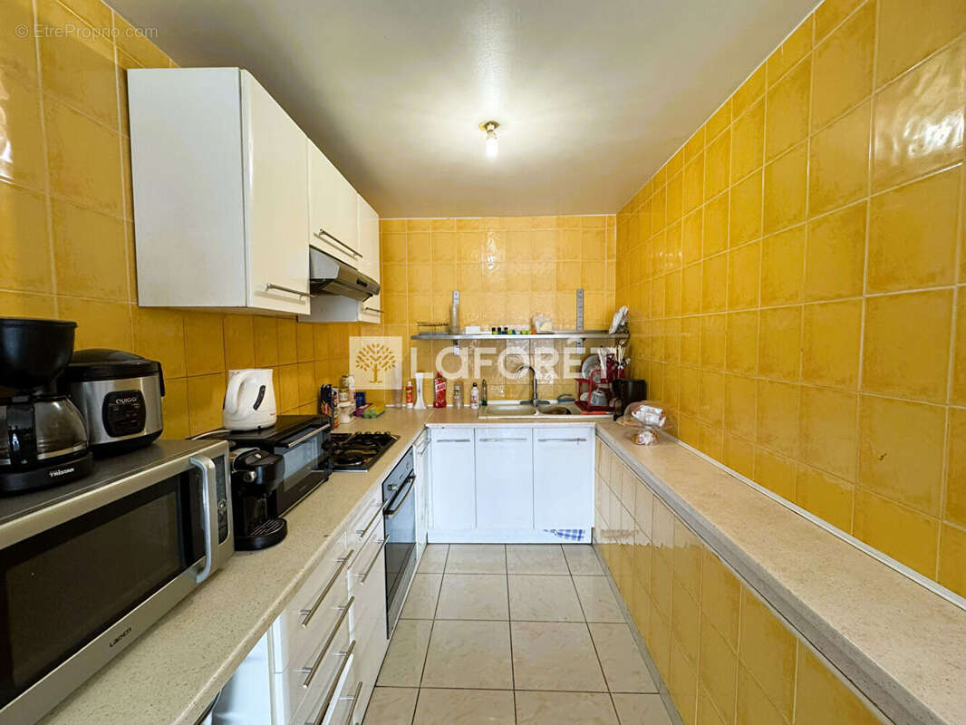 Appartement à SAINT-MAXIMIN-LA-SAINTE-BAUME