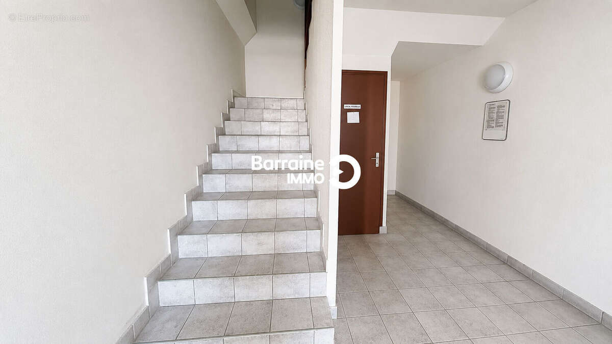 Appartement T1 Bis à vendre à Lorient - Dernier étage, lumineux et proche commodités - photo 12