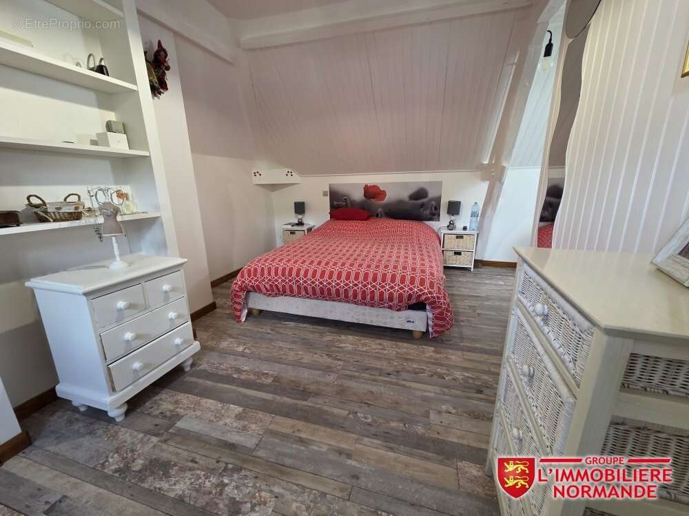 Maison à PONT-DE-L&#039;ARCHE