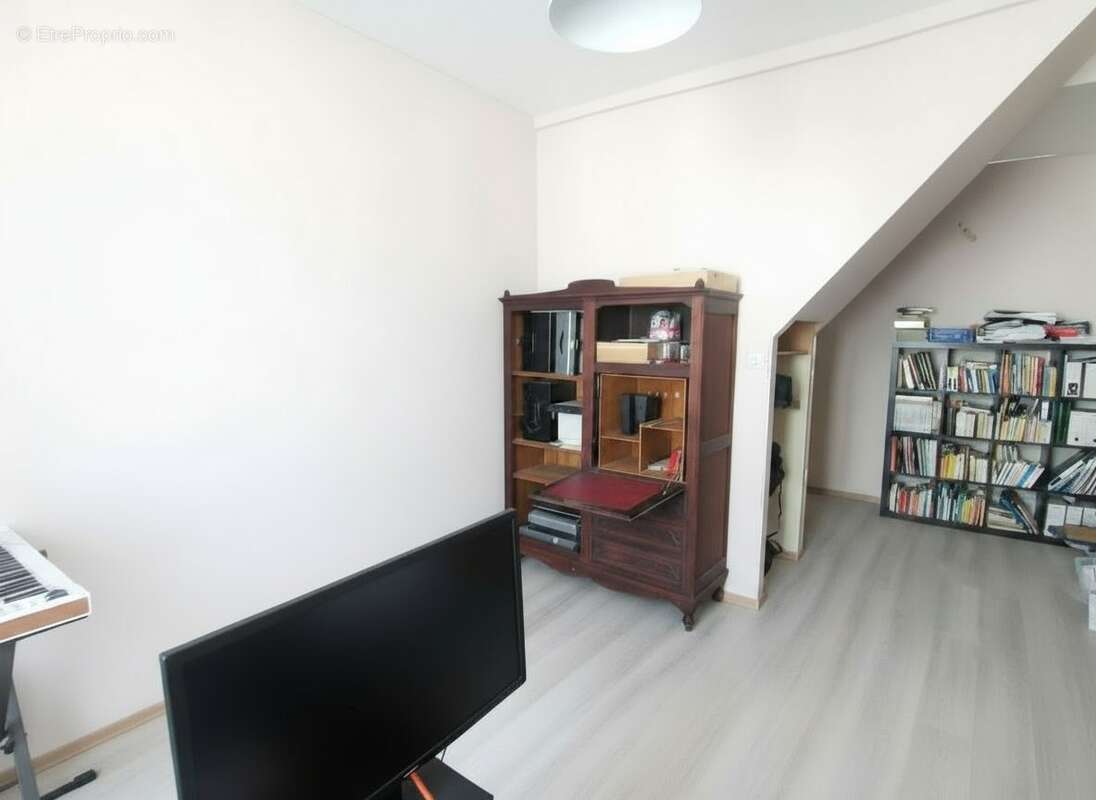 bureau ou chambre - Maison à CHATEAUDUN