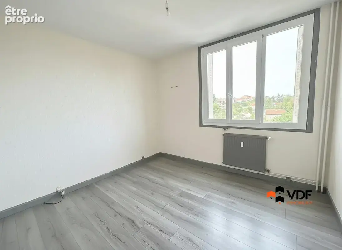 Appartement 3 pièces 67 m² à vendre à Roanne (42300) - photo 6
