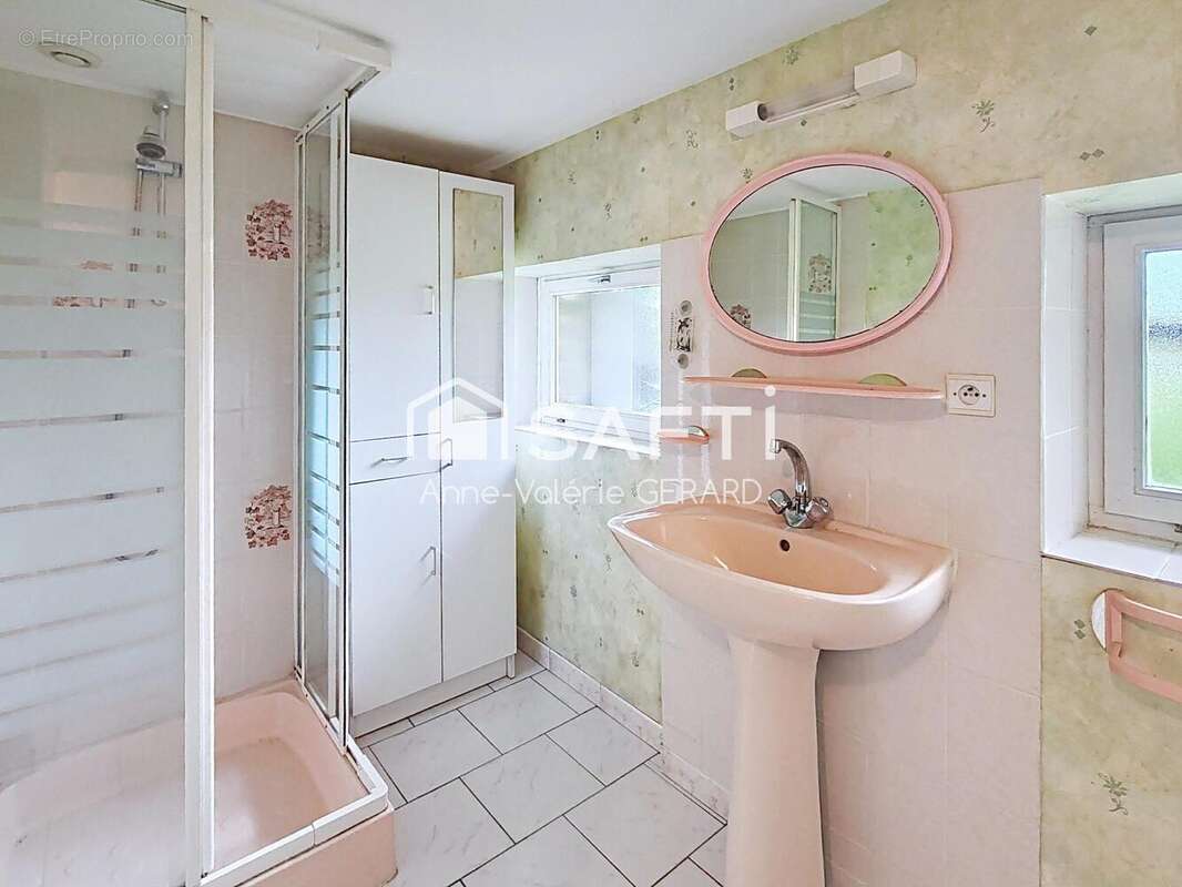 Photo 3 - Maison à FOUGEROLLES-DU-PLESSIS