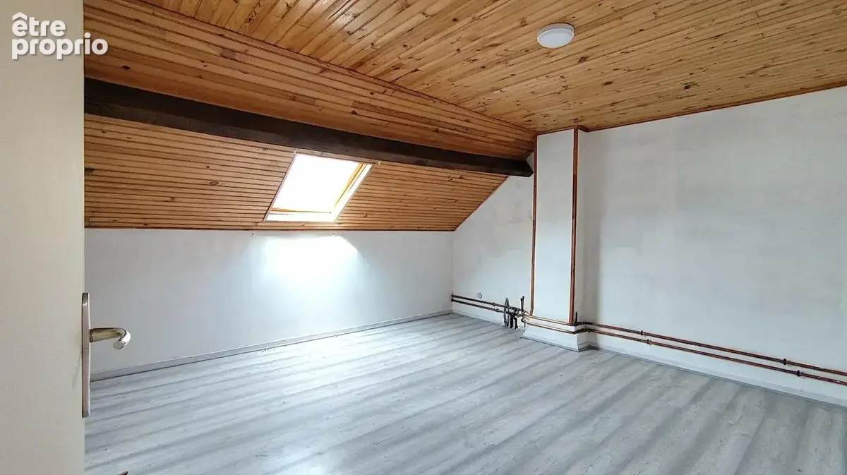 Maison semi-individuelle de 138 m² à Etroeungt - photo 5