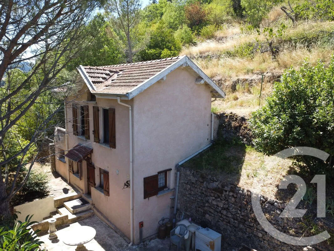 Maison 40 m² à Satillieu  - photo 22