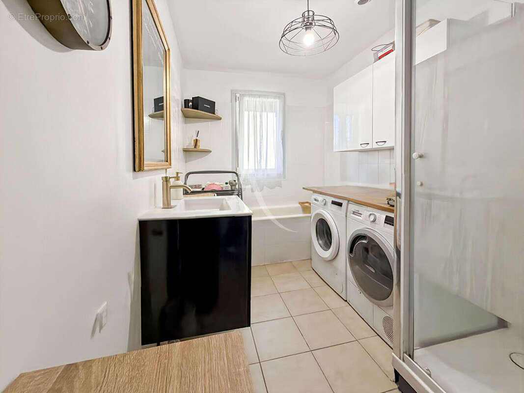 Maison à JOUY-LE-MOUTIER