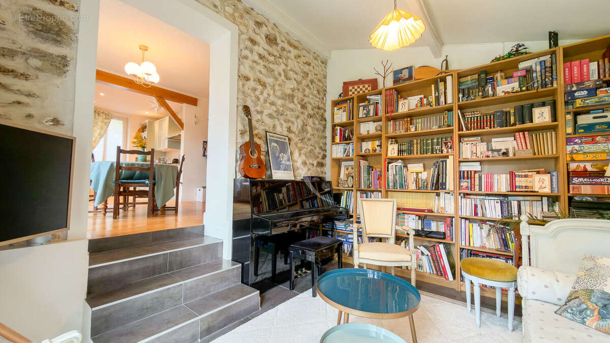 Maison à MONTGERON