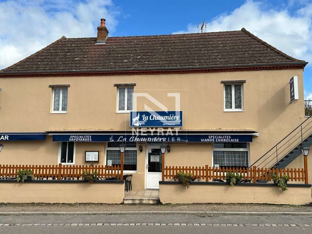 Opportunité exceptionnelle – bar-restaurant clé en main avec logement et possibilité de gérance – fort potentiel à saint-yan - photo 9