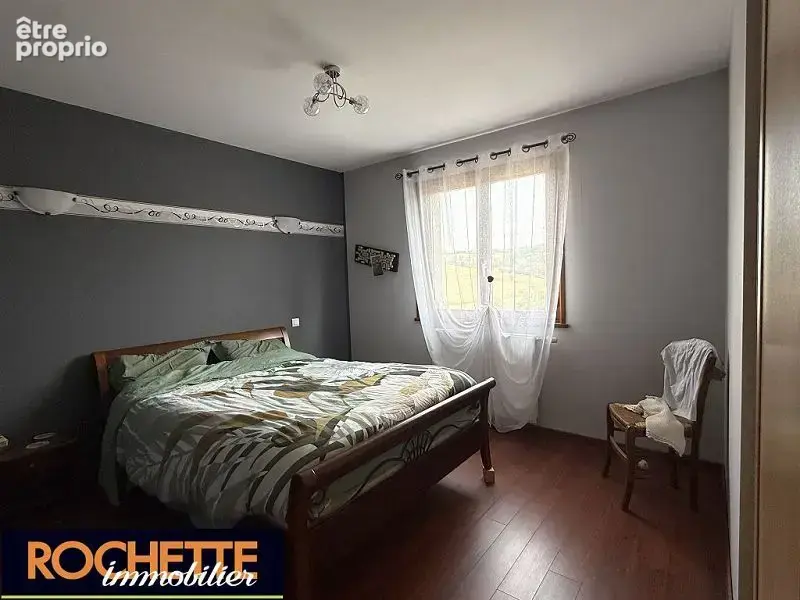 Maison 147 m² à Chirassimont  - photo 5
