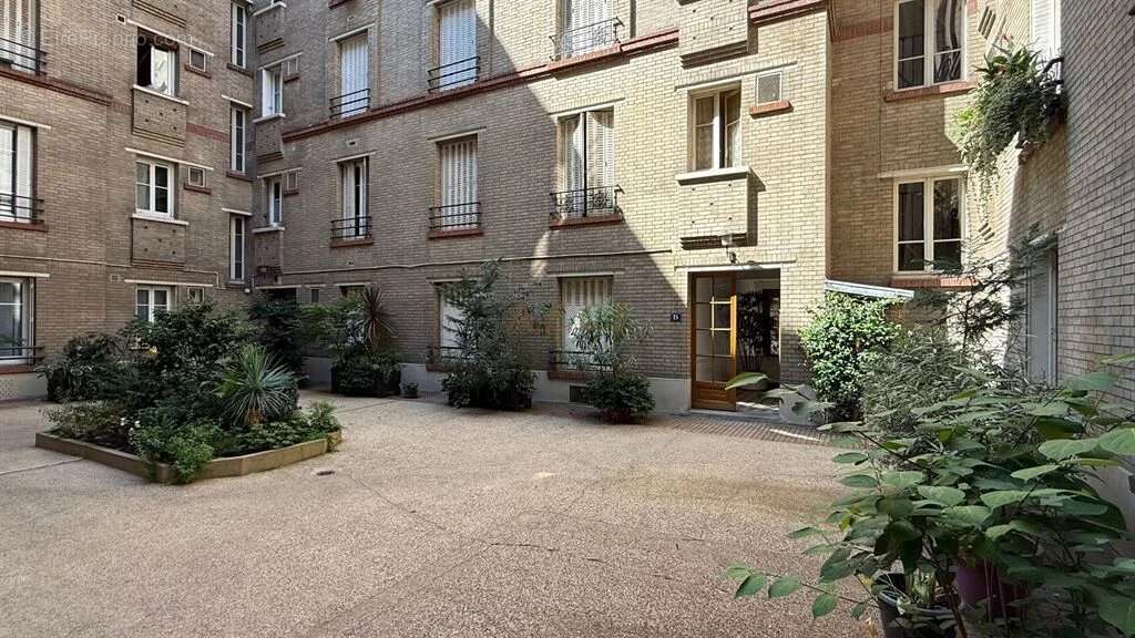 Appartement à ASNIERES-SUR-SEINE