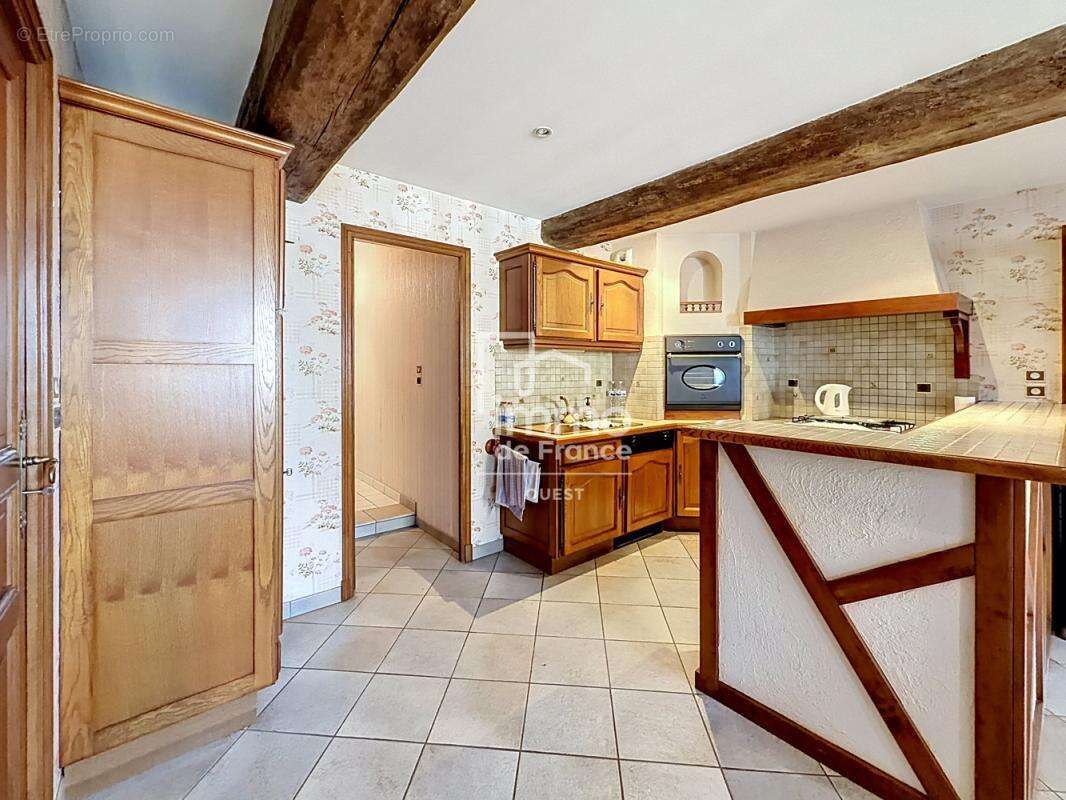 Maison Saint Georges Buttavent 7p 151 m² - photo 3