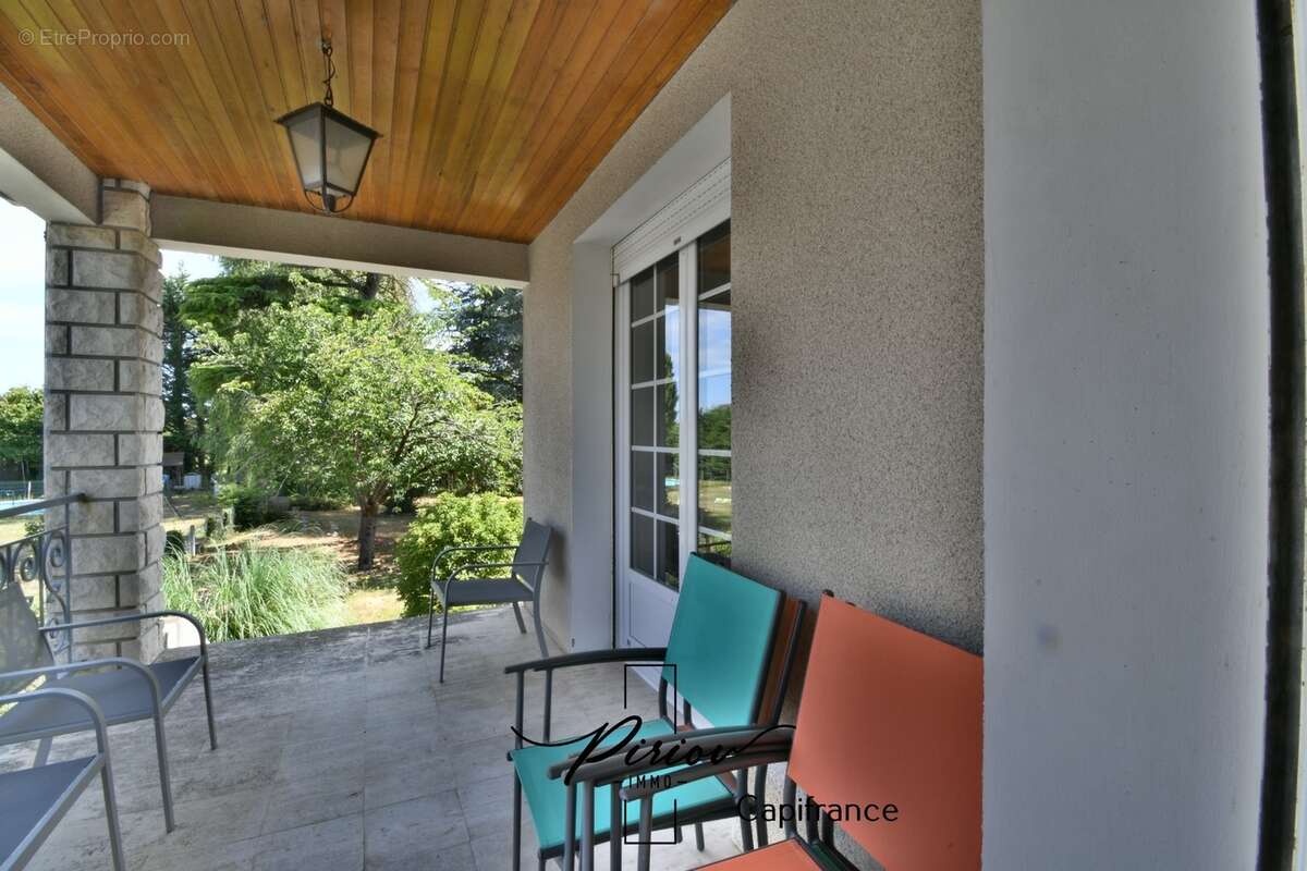 Maison familiale au coeur de Doué la Fontaine - Potentiel de 6 chambres - photo 8