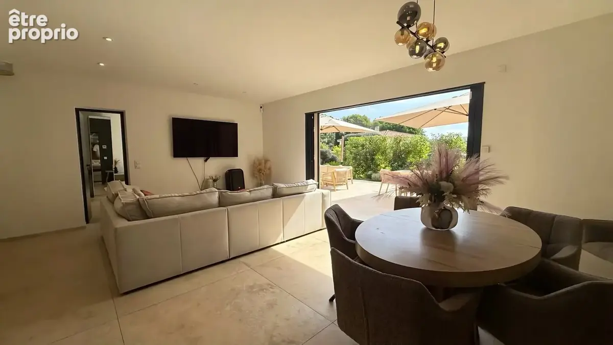Maison 6 pièces 173 m² à vendre à Roquefort-Les-Pins (06330) - photo 12