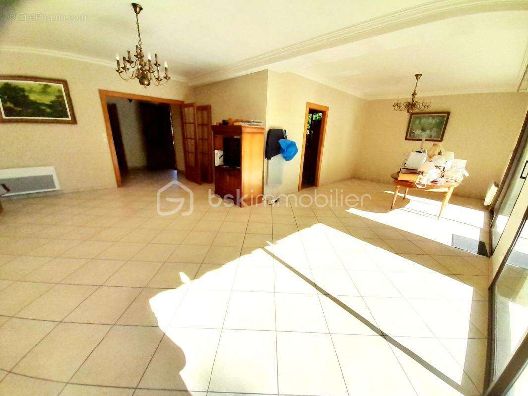 Maison à MOURMELON-LE-GRAND