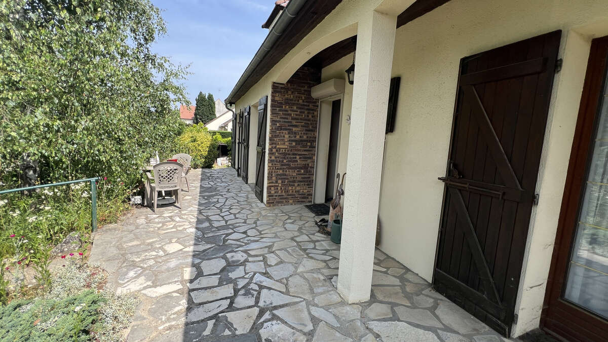 Maison à LA FERTE-ALAIS