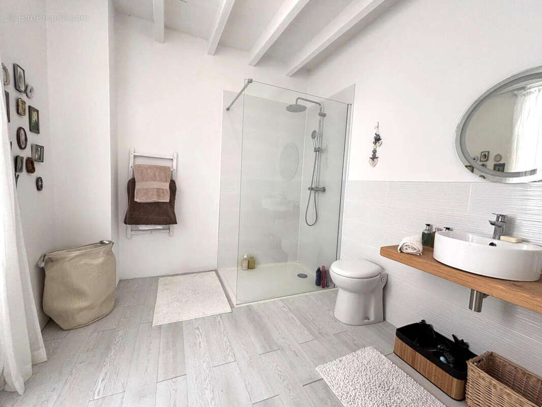 SDB - Maison à AUNAC