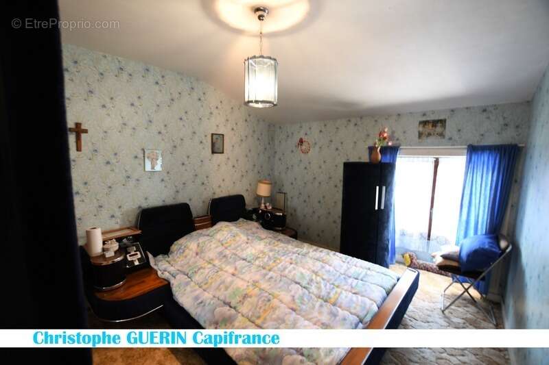 Maison à MONTIGNAC-CHARENTE